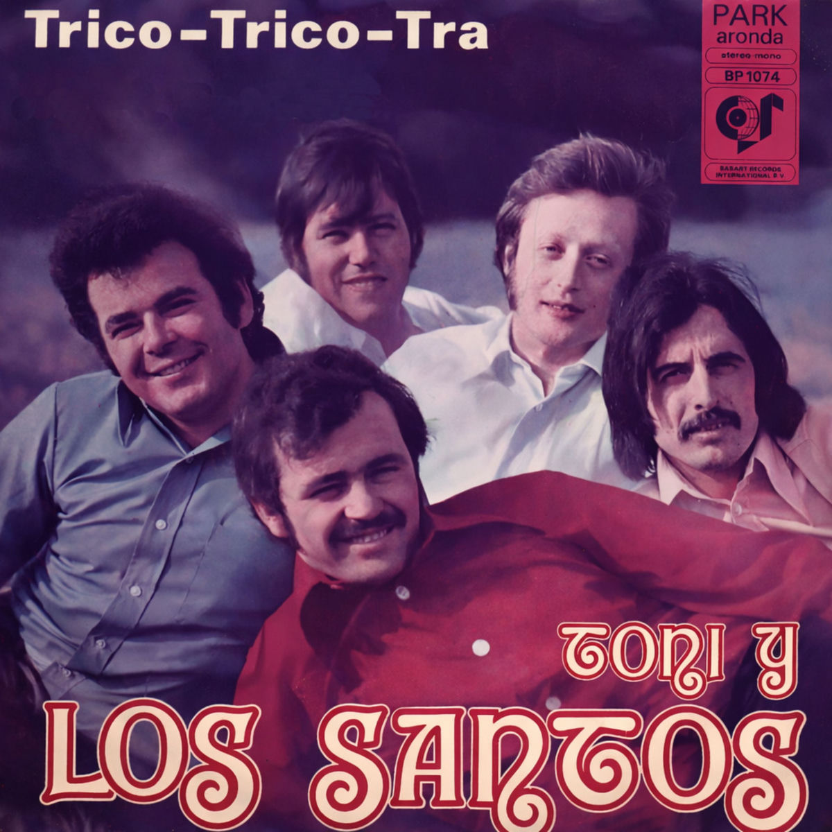 Tony y los santos